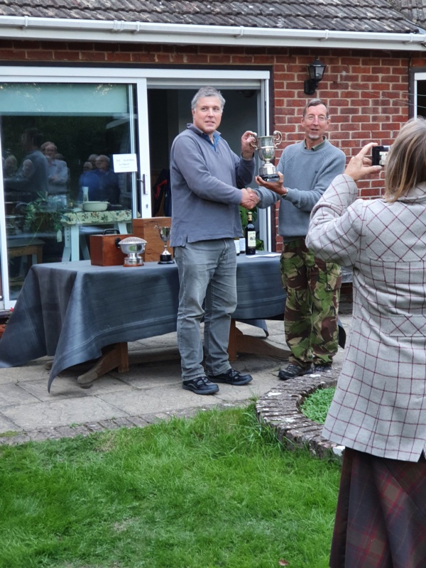 600x800 pixels (213K)